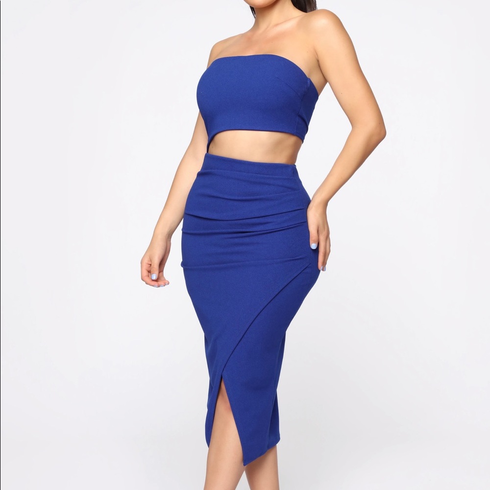 NWOT Midi  Dress Size Small Royal Color